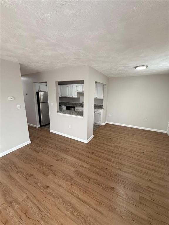 400 New River Rd #905 - Photo 3 of 9