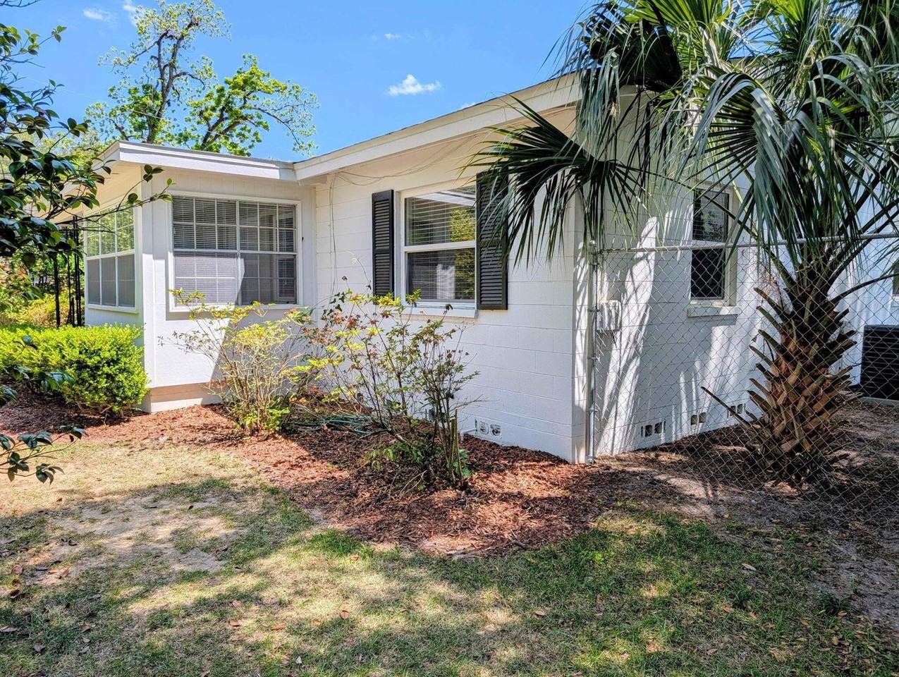 219 W 7Th -2 Avenue #2 - Photo 4 of 4