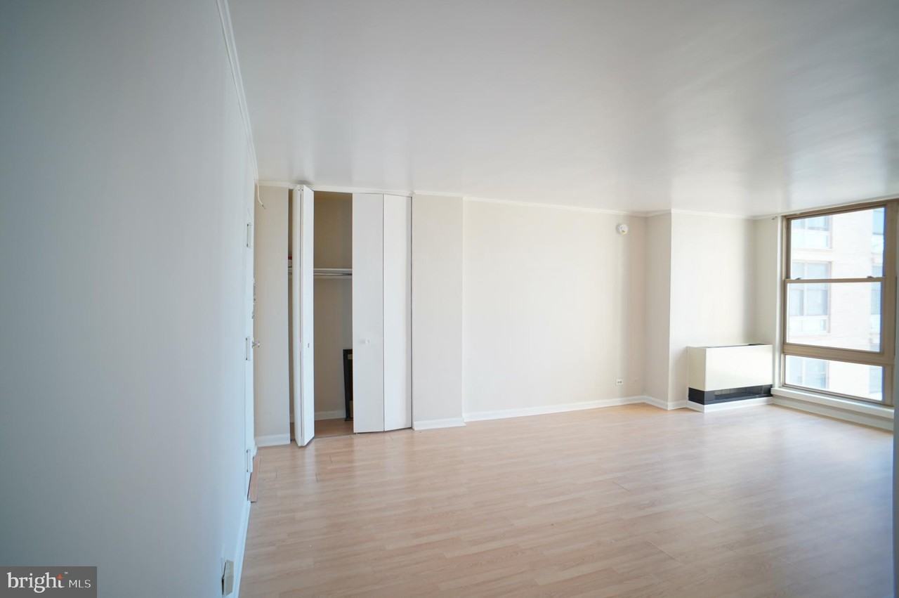 1260 21st St Nw #510 - Photo 5 of 13