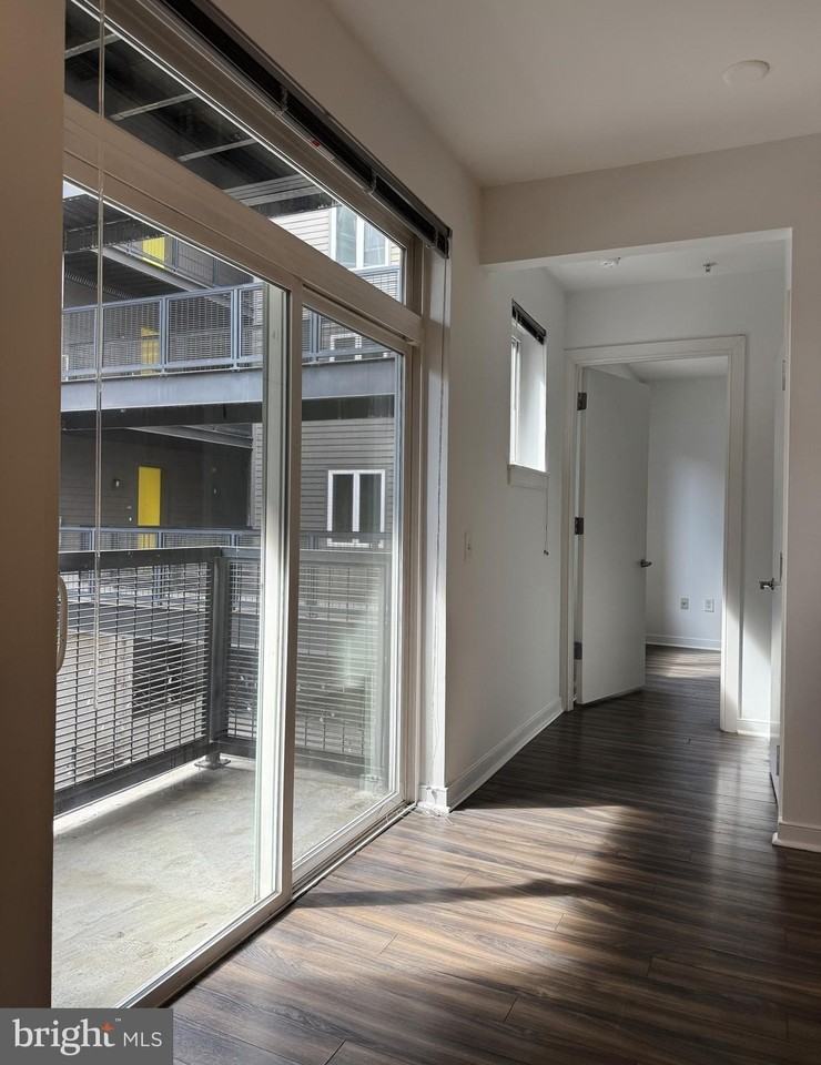 1250 9th St Nw #218 - Photo 4 of 18