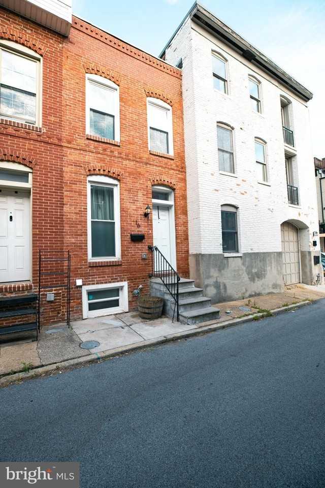 16 N Bradford St - Photo 2 of 41