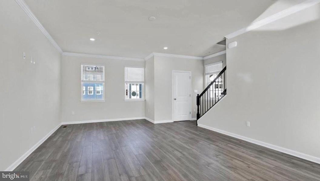 8302 Dieter Dr - Photo 5 of 11