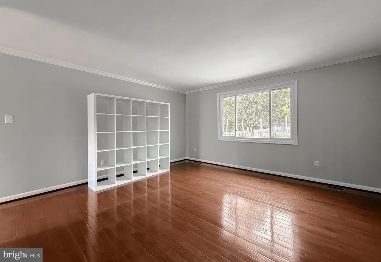 1200 E Patuxent Dr - Photo 5 of 50