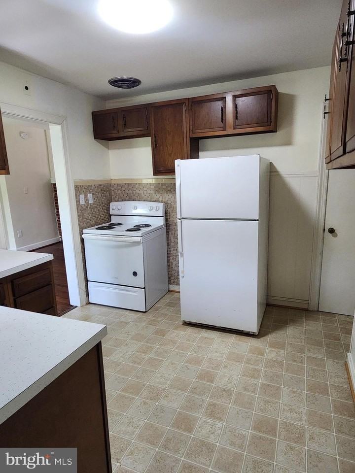 7465 Oakland Mills Rd - Photo 7 of 23