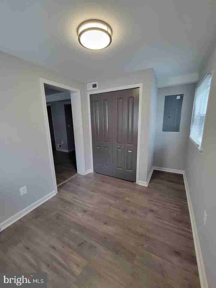 9145 Old Scaggsville Rd Unit A - Photo 6 of 16