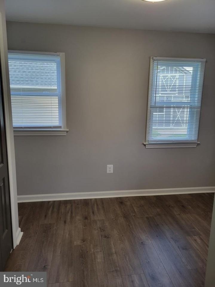 9145 Old Scaggsville Rd Unit A - Photo 7 of 16