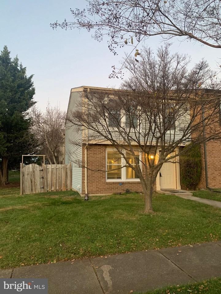 11815 Quassia Ct - Photo 3 of 14