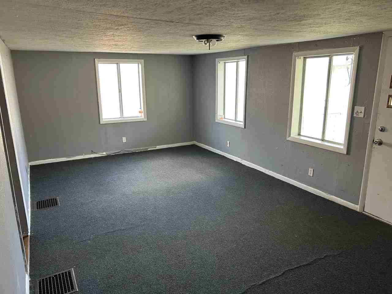 118 Elgin Ave #1 - Photo 3 of 10