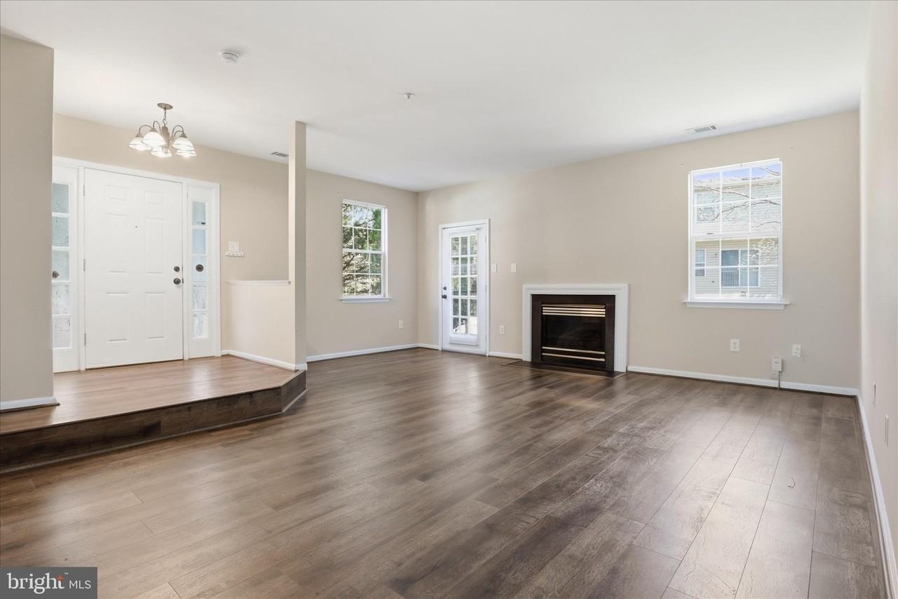 745 Tola Ct - Photo 4 of 24