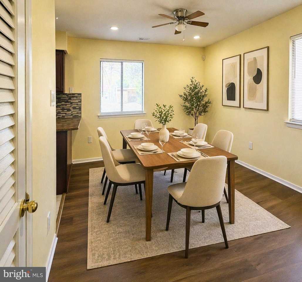 101 Hampshire Dr - Photo 4 of 12