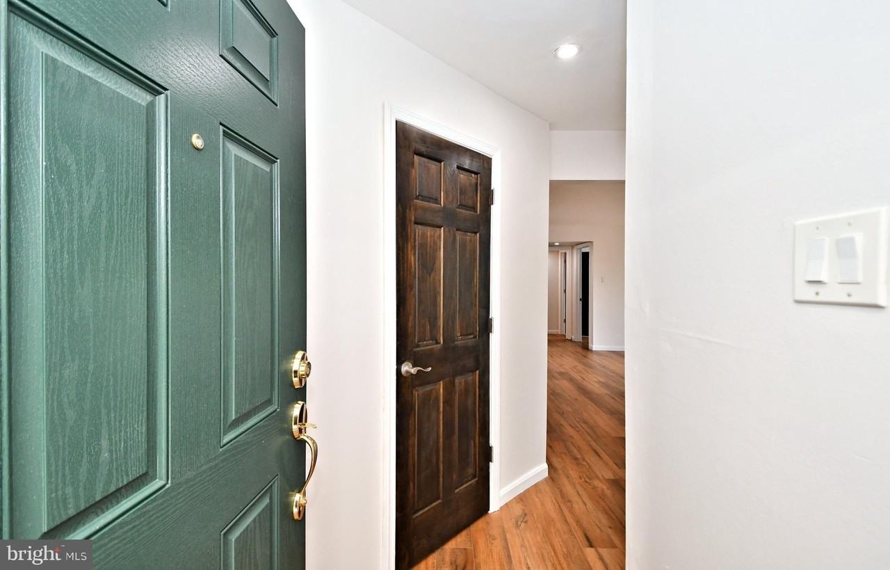 1401 Society Pl - Photo 5 of 36