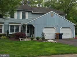 featured image of 1671-A Bluebird Dr #A