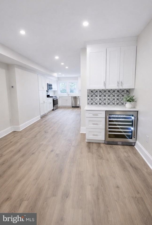 22 Maple St - Photo 6 of 22