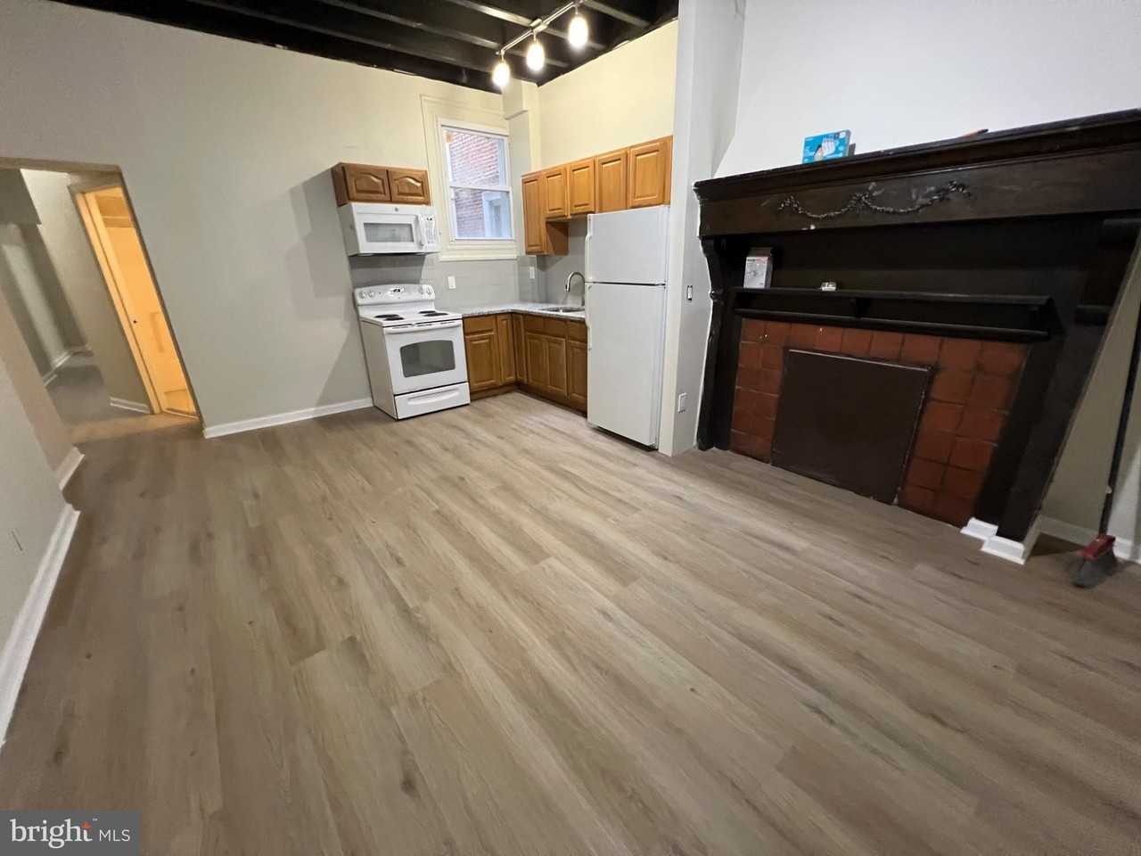 1709 W Montgomery Ave #1 - Photo 2 of 13
