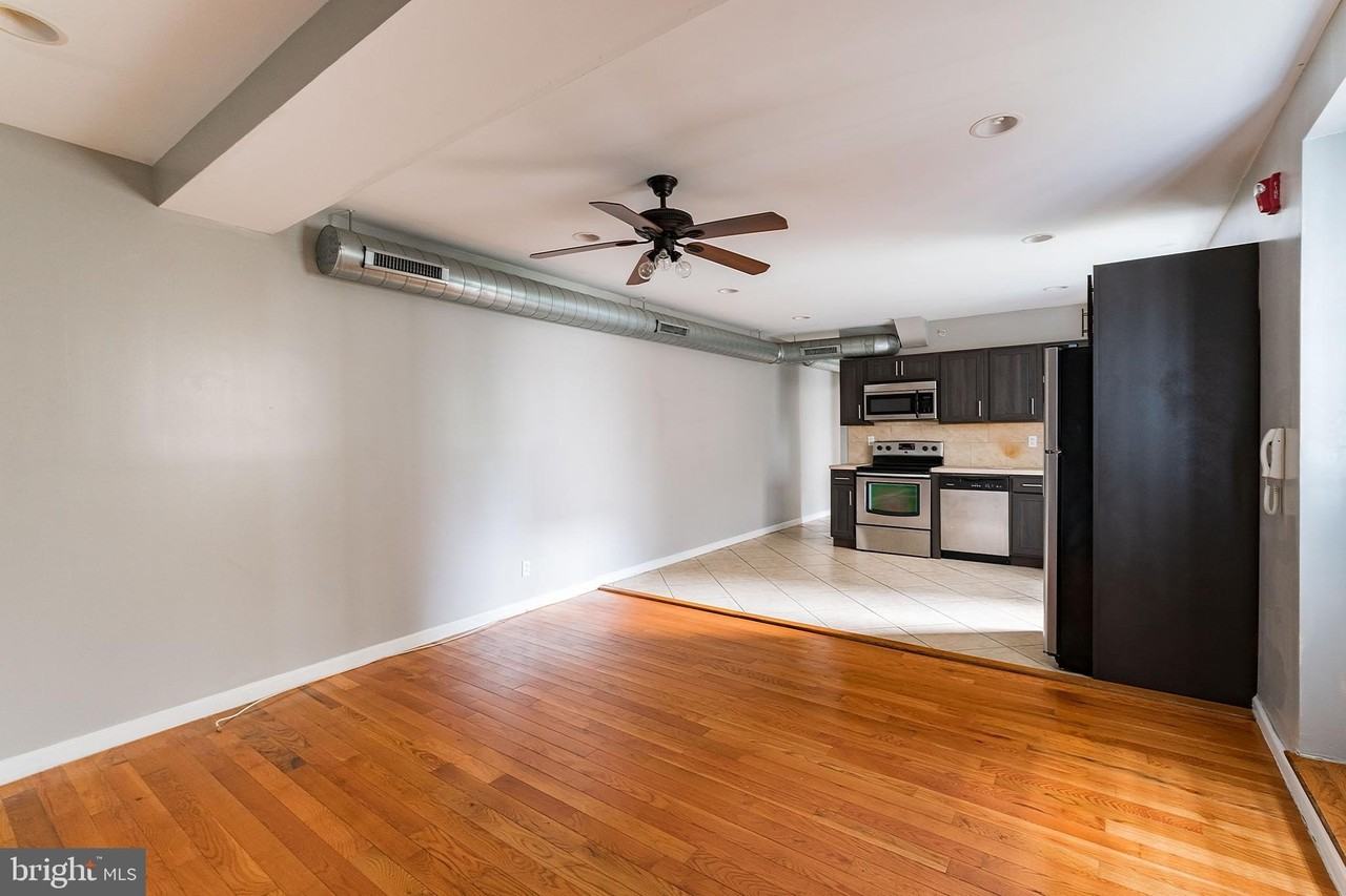 1909 Green St #2N - Photo 2 of 10