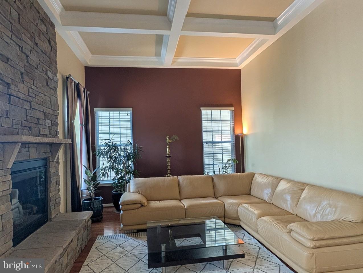 1515 Idlewild Blvd - Photo 5 of 21