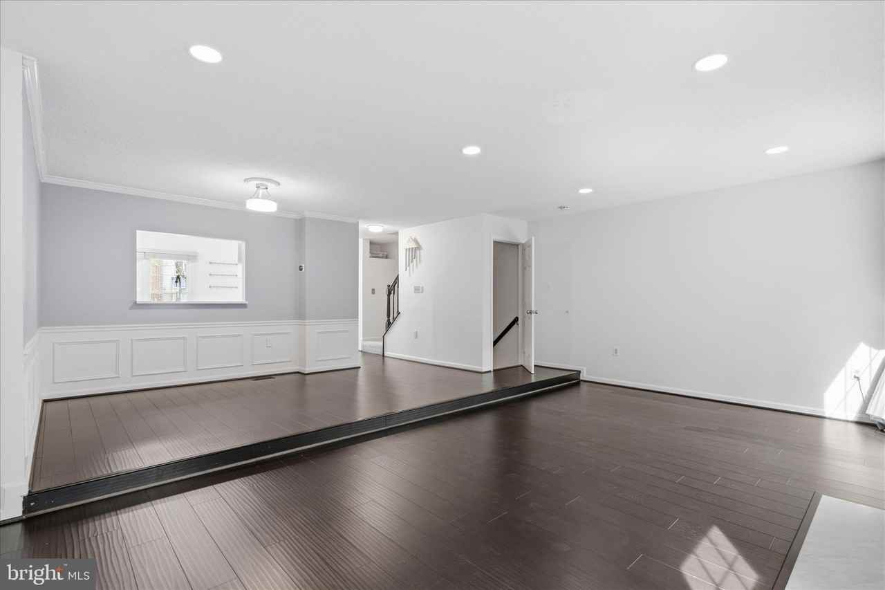 7211 Squirrel Run Ct - Photo 5 of 29