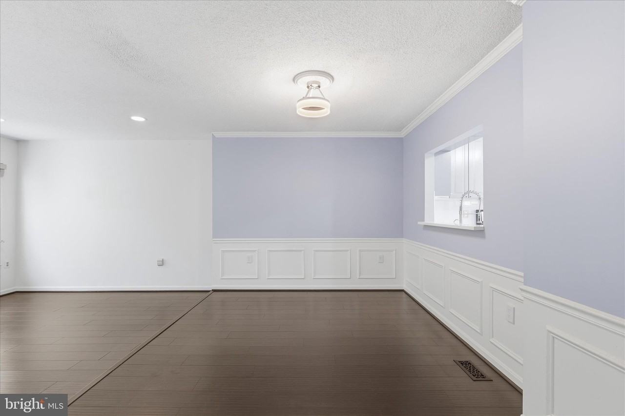 7211 Squirrel Run Ct - Photo 7 of 29