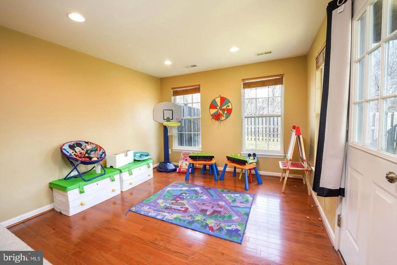 1414 Bird Watch Ct - Photo 5 of 28