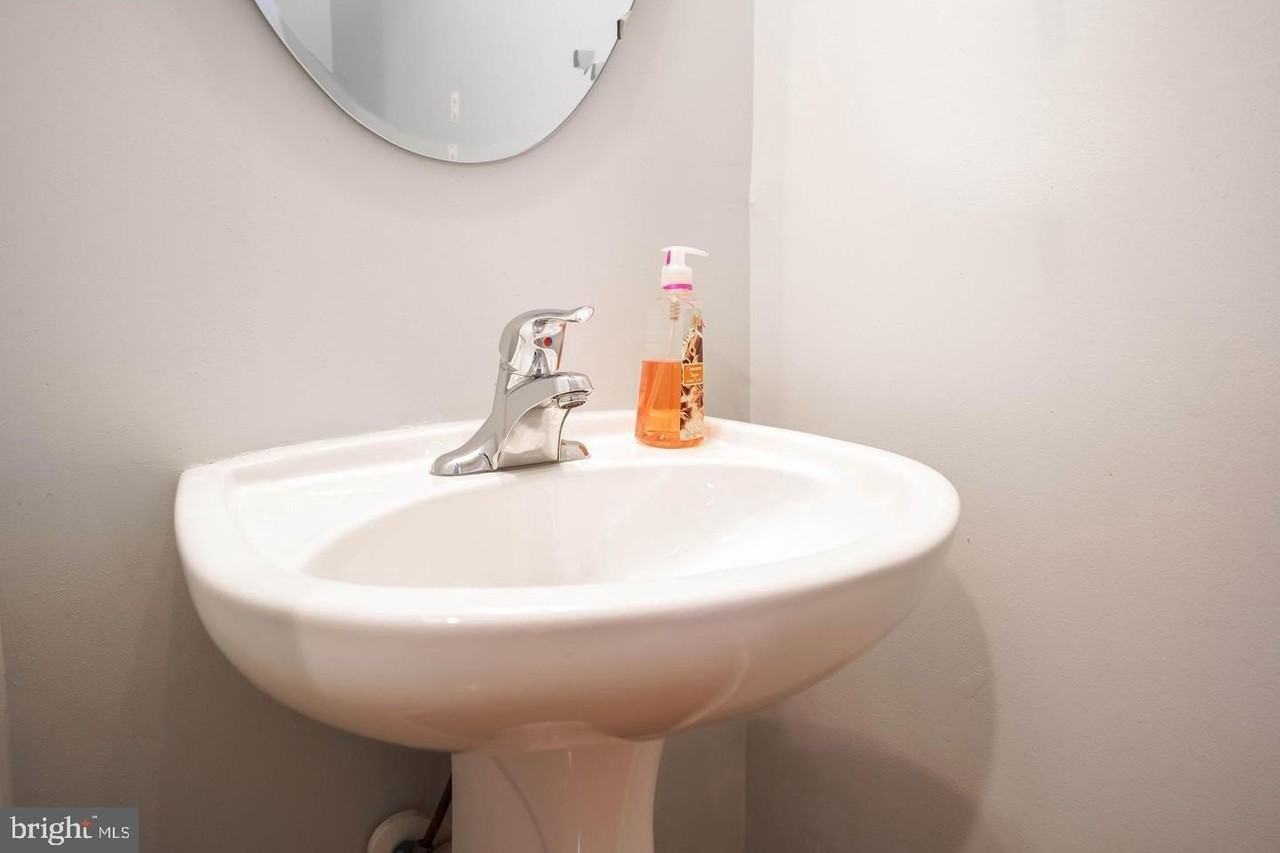 1414 Bird Watch Ct - Photo 6 of 28