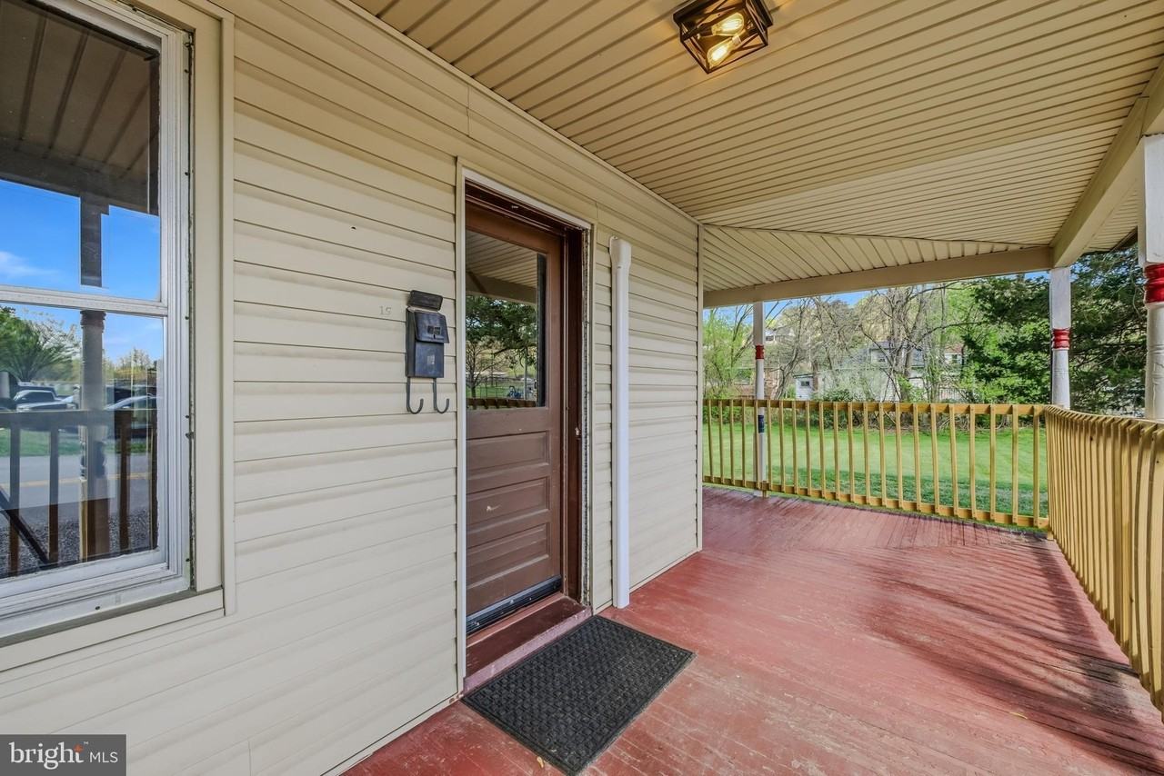 15 Myers Rd - Photo 5 of 27