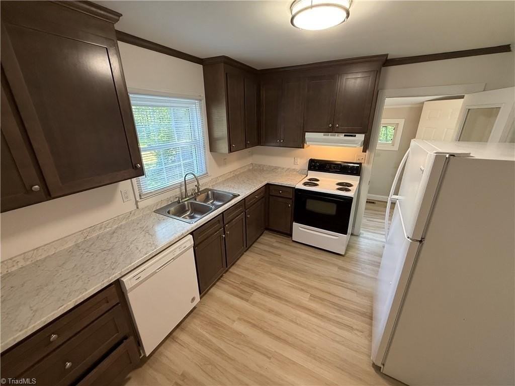 4912 Miller Rd - Photo 6 of 11