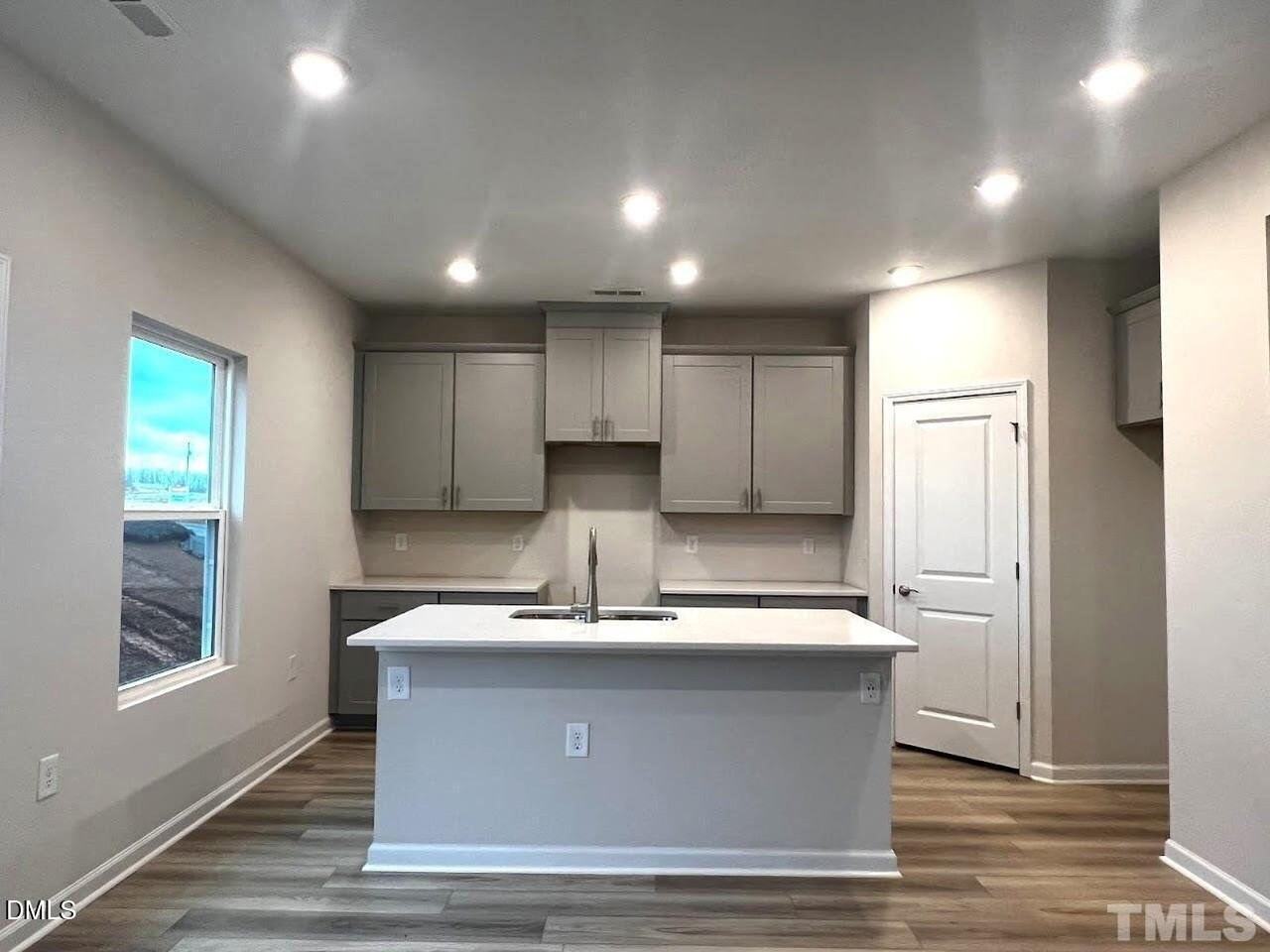 7142 Stratified Ct - Photo 2 of 12