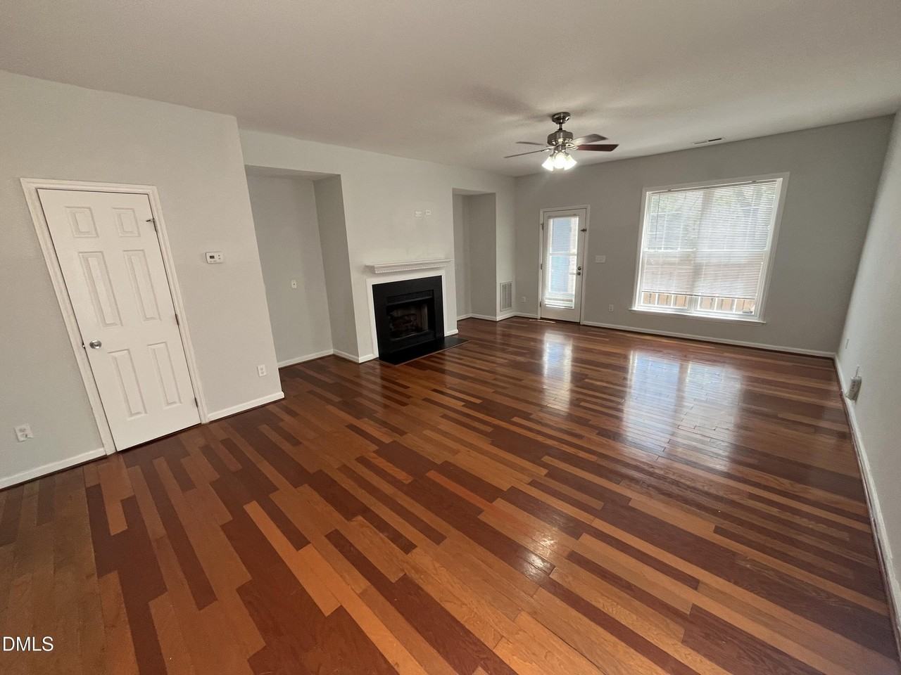 2036 Turtle Point Dr - Photo 3 of 29