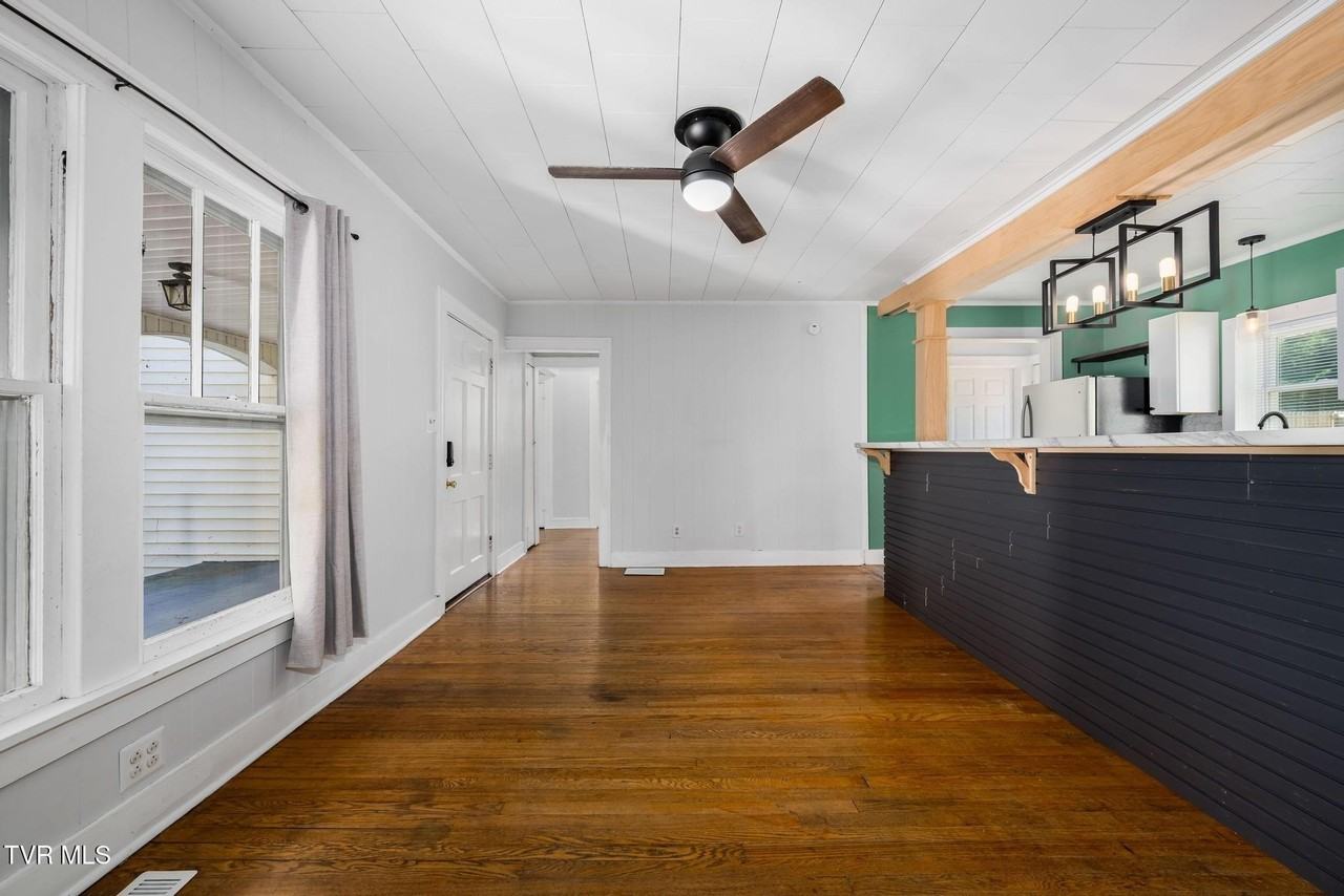 163 Woodland Dr - Photo 6 of 49