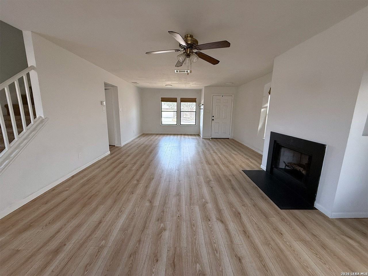 6910 Saharastone Dr - Photo 5 of 25