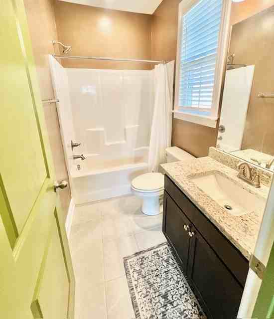 3125 Breakwater Dr #1 - Photo 6 of 47