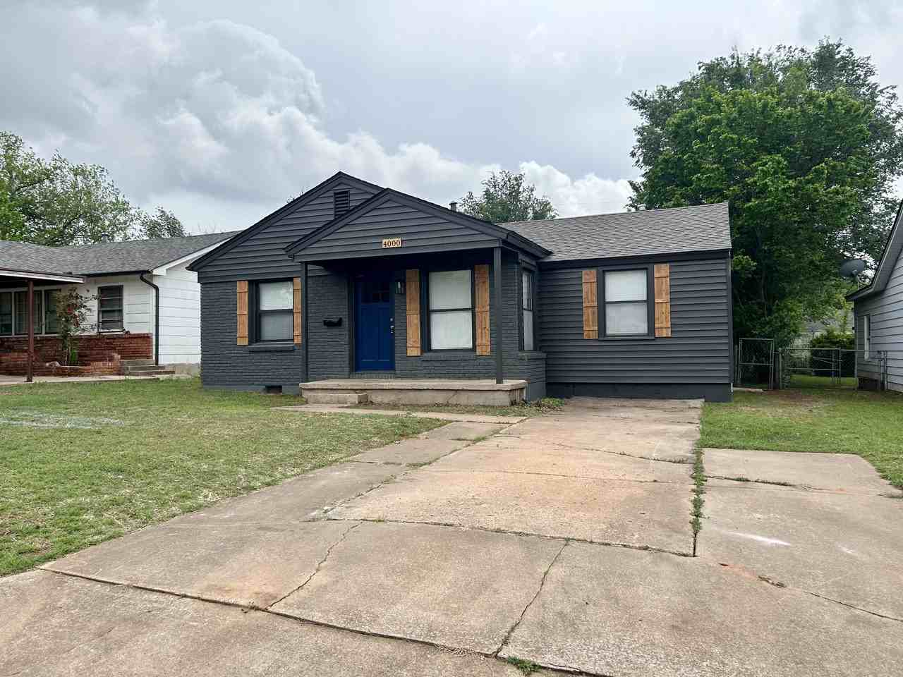 4000 Se 24th St #1 - Photo 2 of 14