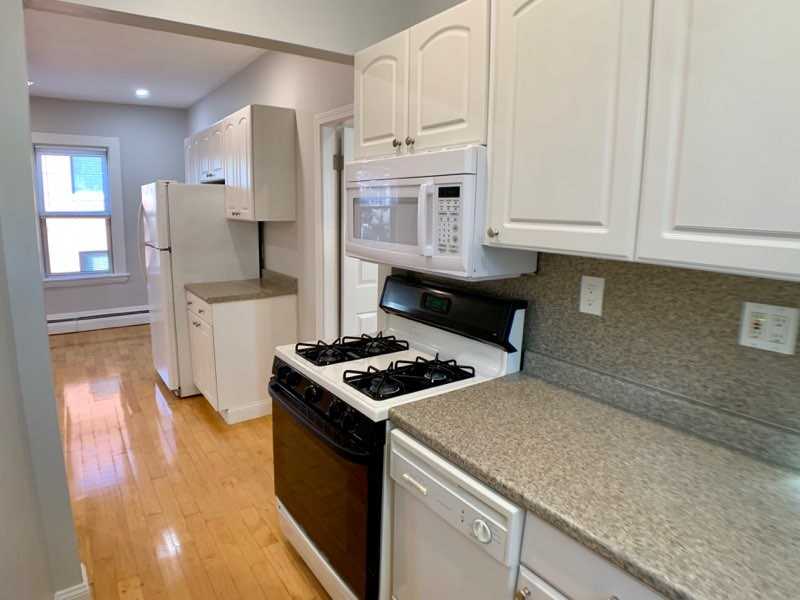30R Forbes St #2 - Photo 3 of 29