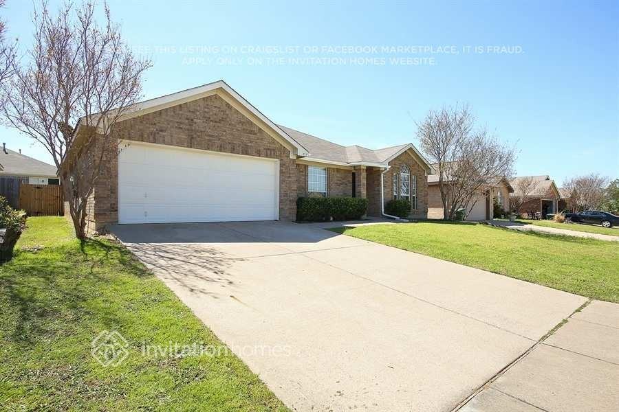 614 Saint Eric Dr - Photo 2 of 5