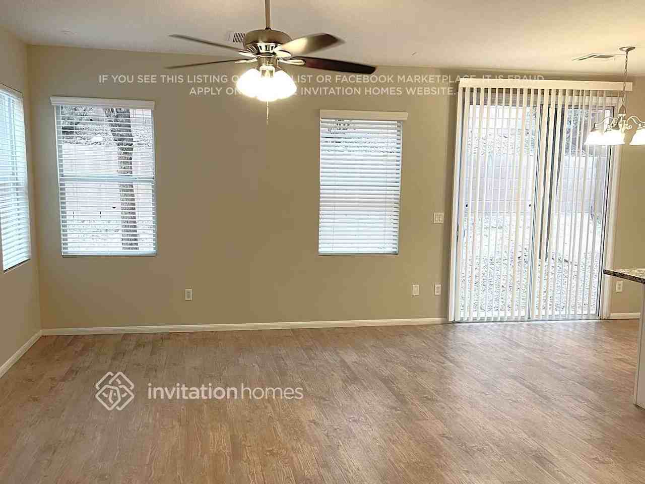 7361 Arlington Garden St - Photo 5 of 20