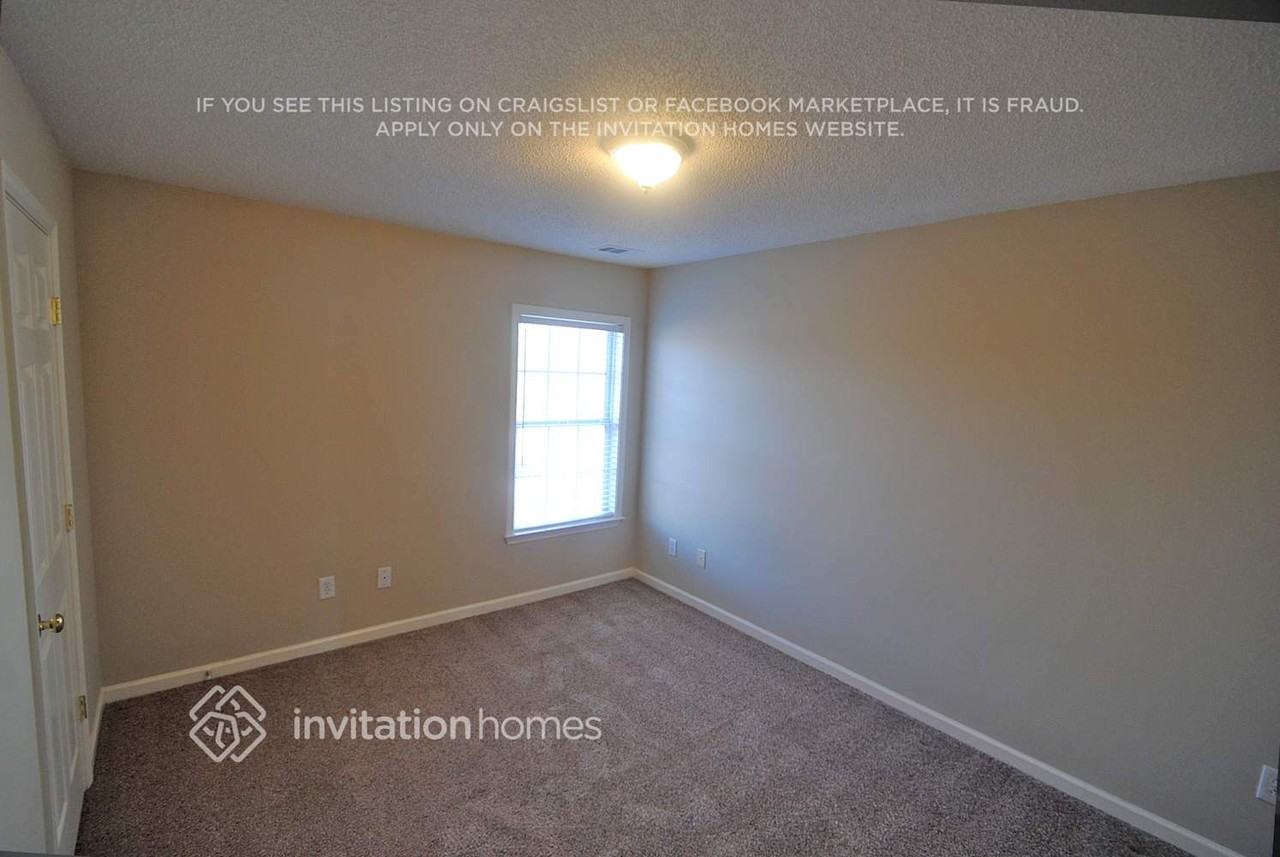 3649 Elmendorf Cv Nw - Photo 7 of 12