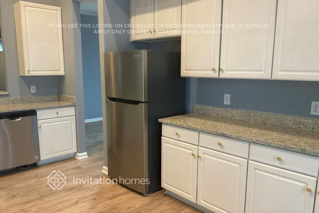 2094 Corsica Way Sw - Photo 7 of 19