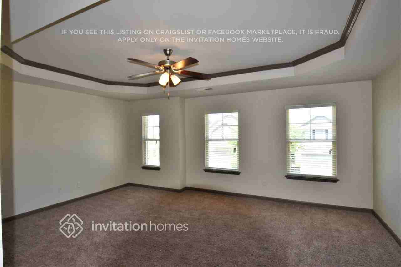 681 Sweet Ashley Way - Photo 3 of 9