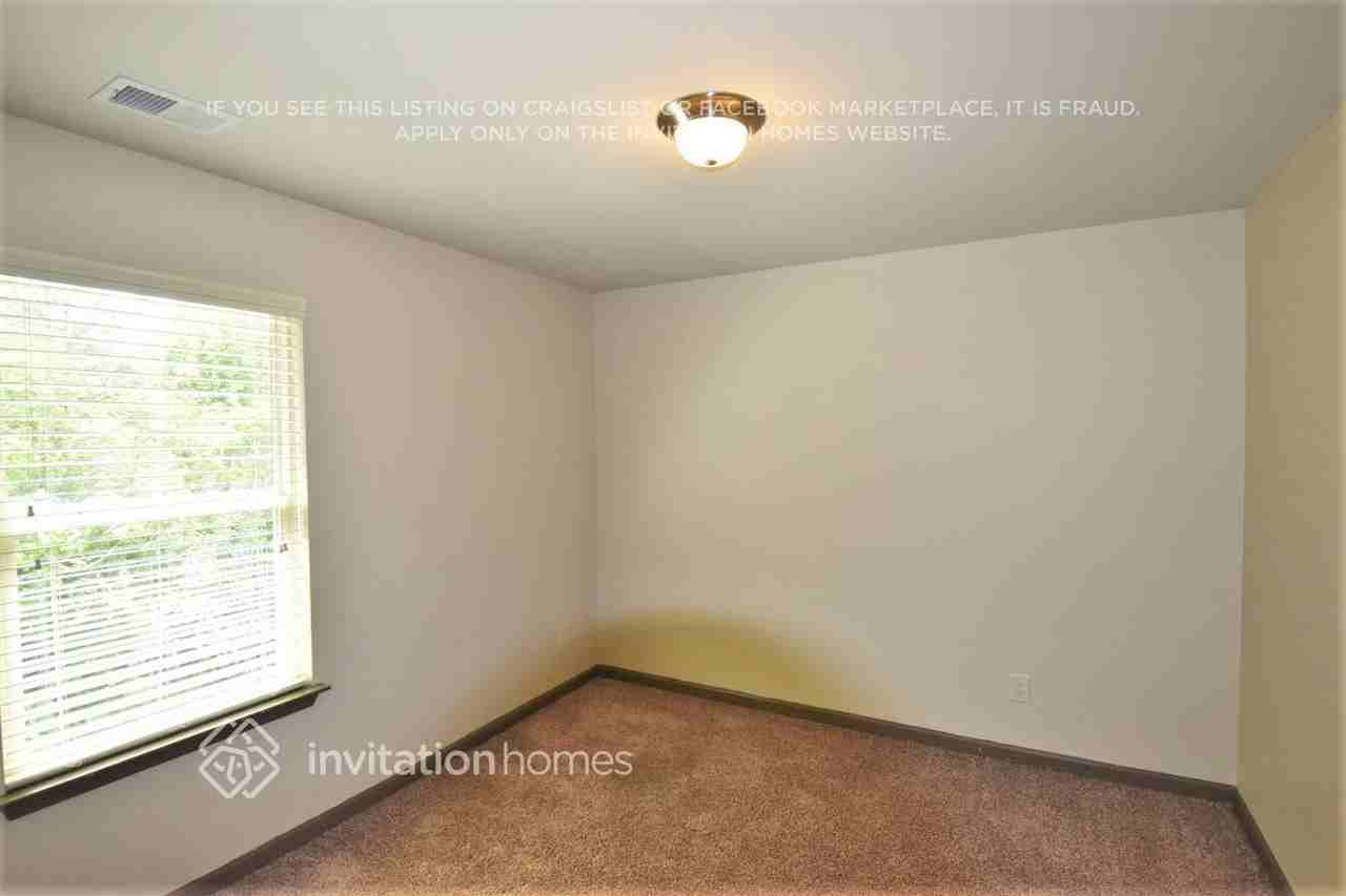 681 Sweet Ashley Way - Photo 6 of 9