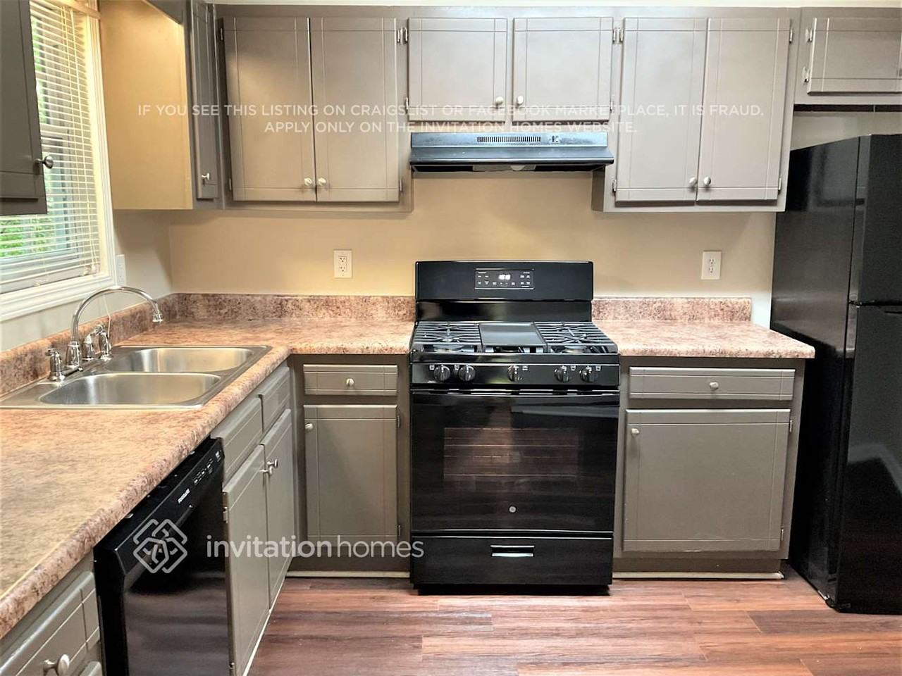 2182 Cedar Creek Ln - Photo 6 of 17