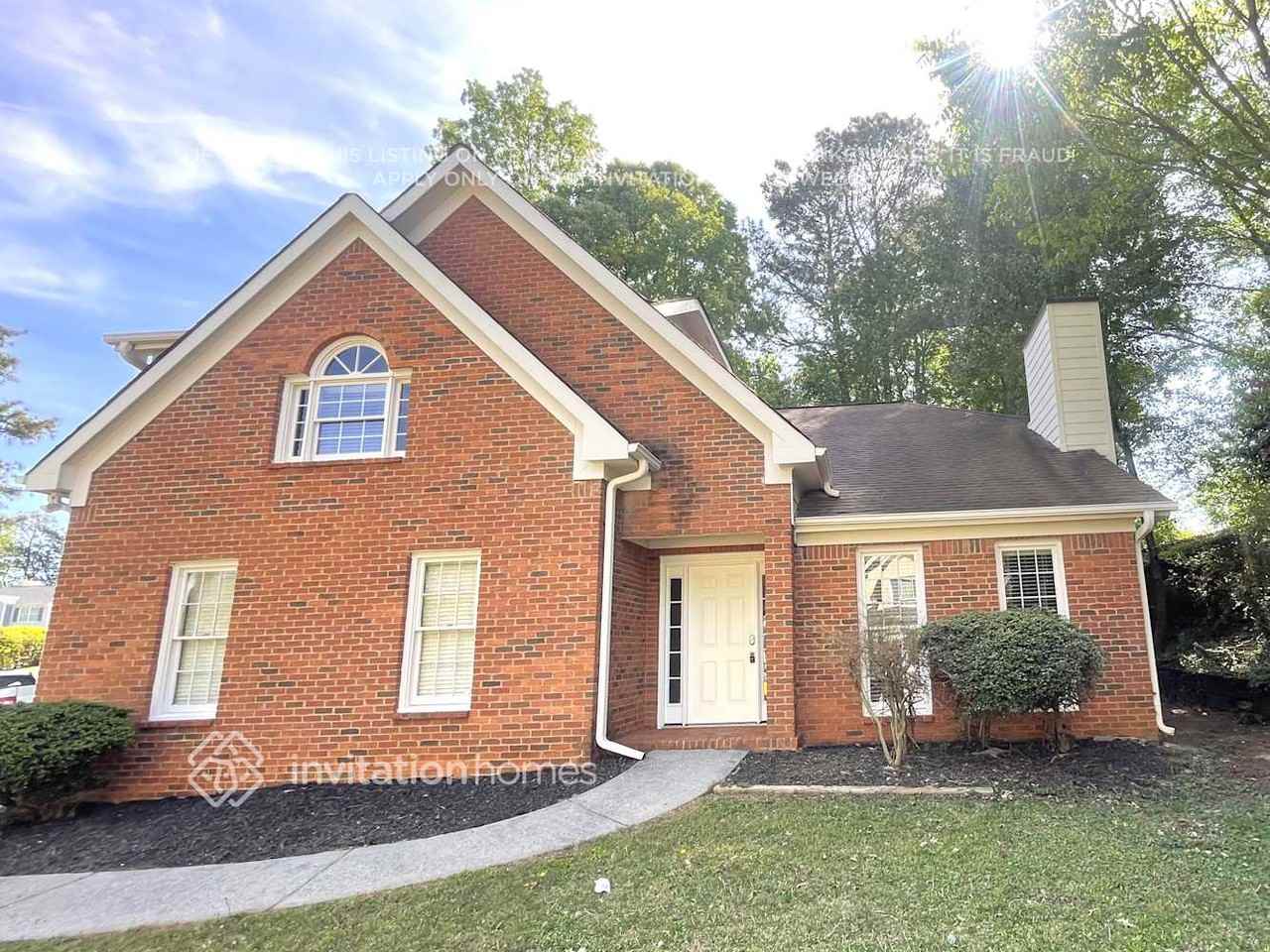 2000 Morning Walk Nw