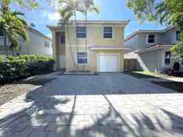 featured image of 10522 Sw 161st Ave