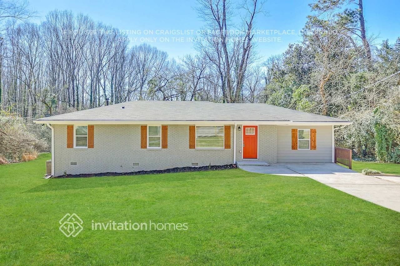 3068 Rollingwood Ln Se - Photo 2 of 26