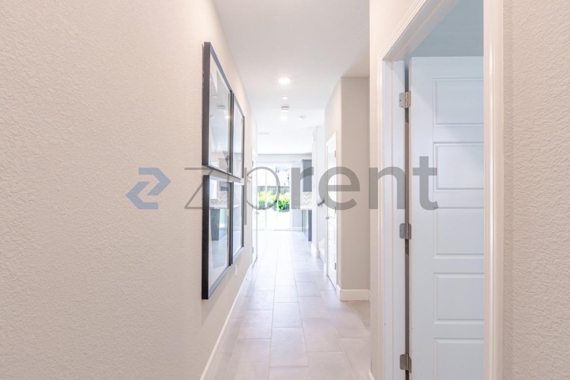 5824 Highport Dr - Photo 5 of 40