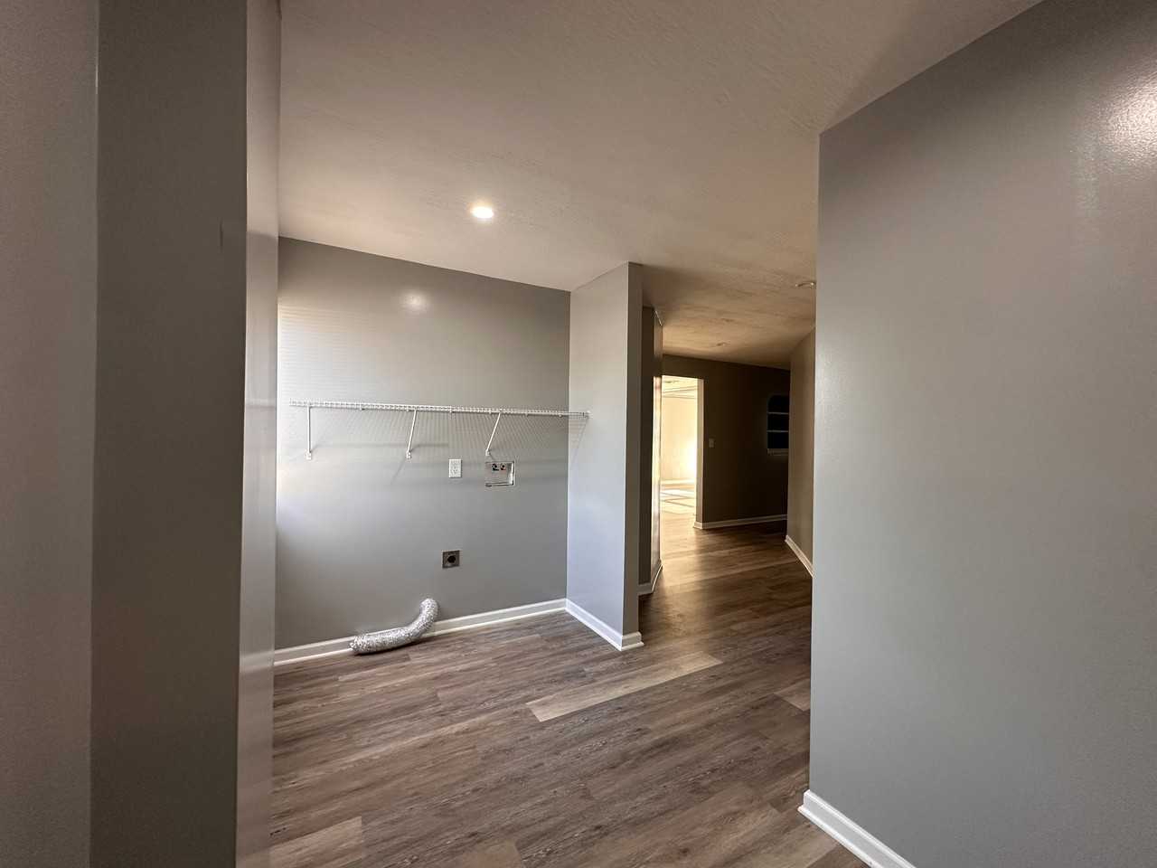 521 North High Street - 521 .5 #521-5 - Photo 4 of 18