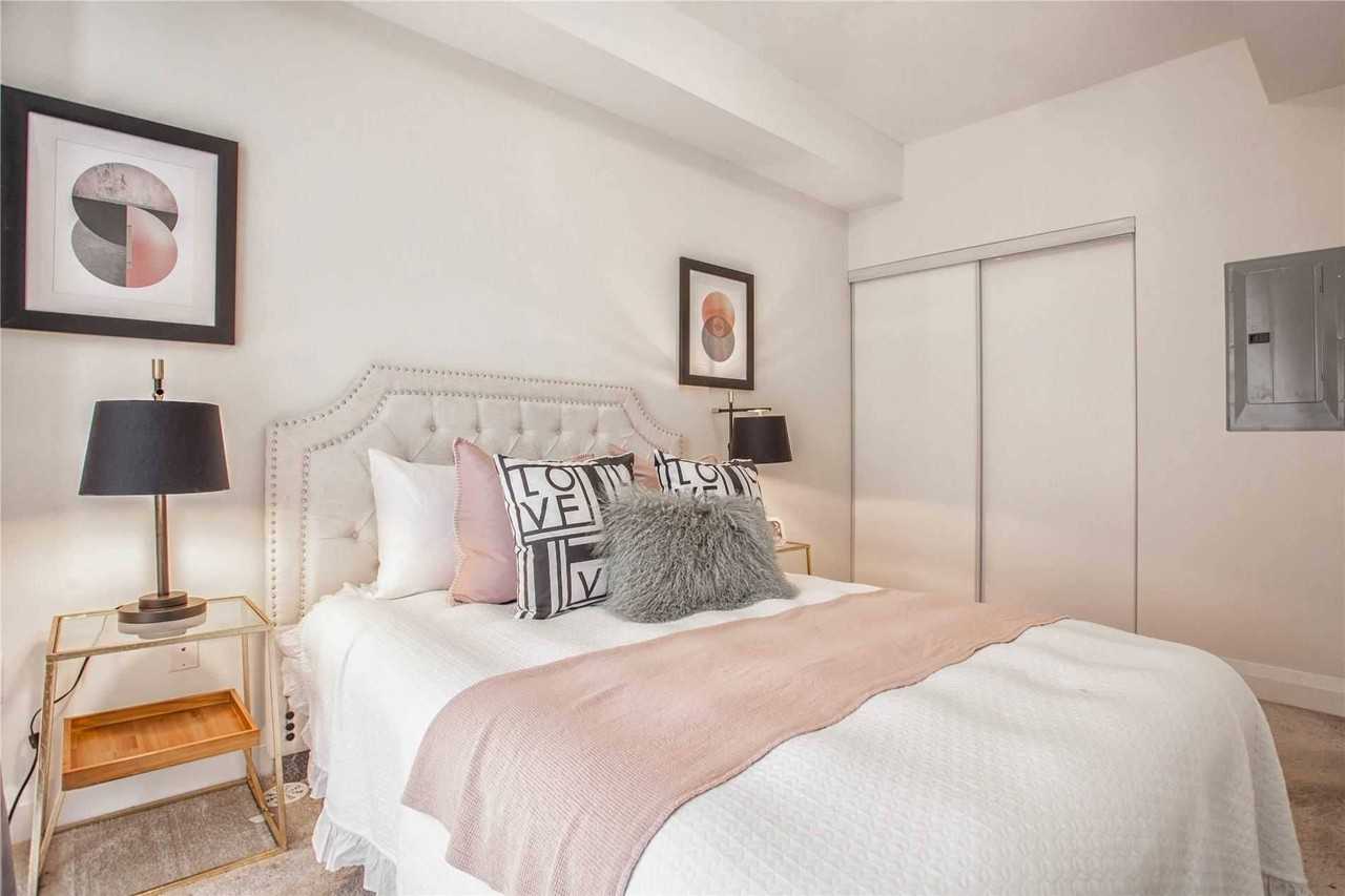 19 Eldora Avenue - Photo 4 of 6