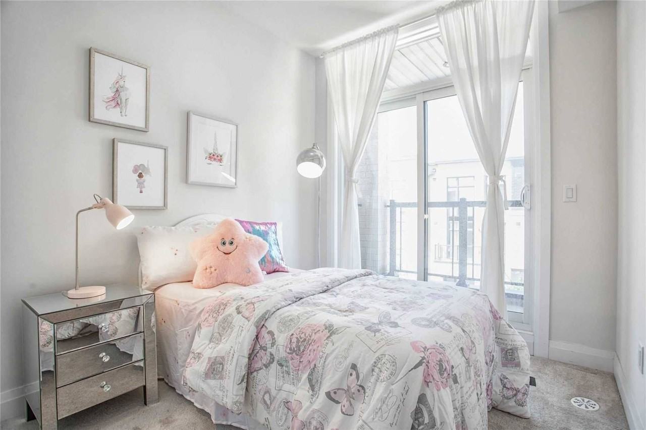 19 Eldora Avenue - Photo 5 of 6