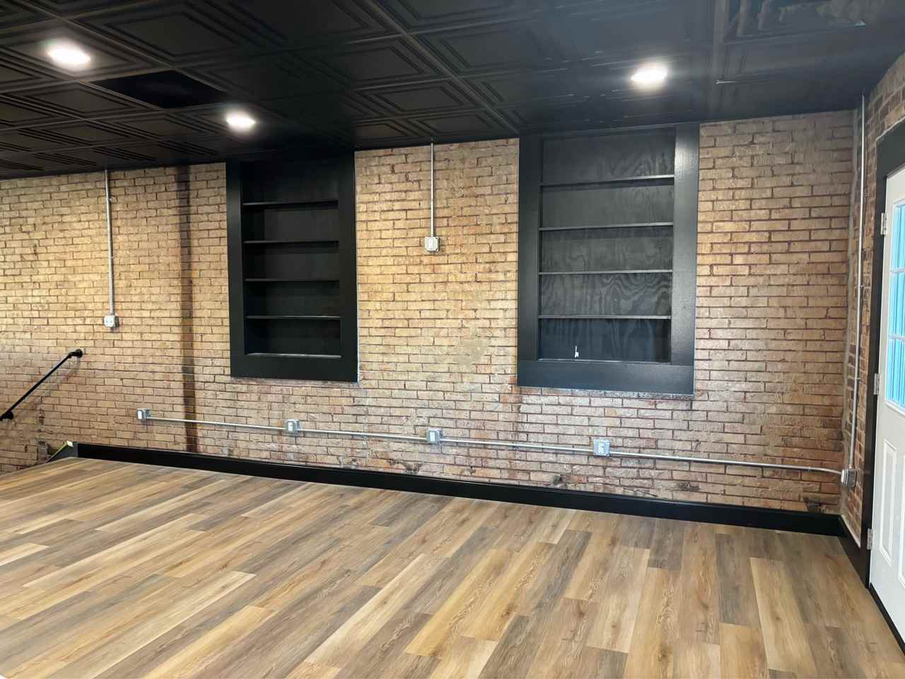 510 Commissioner St #7 - Photo 6 of 15