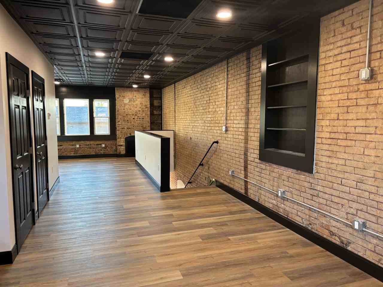 510 Commissioner St #7 - Photo 7 of 15