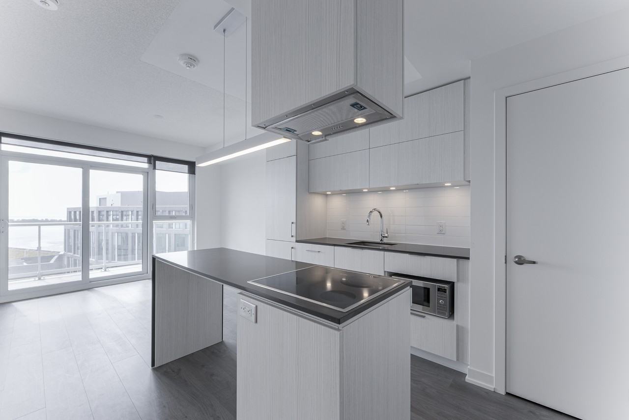 20 Residential Condo #1604 - Photo 4 of 25